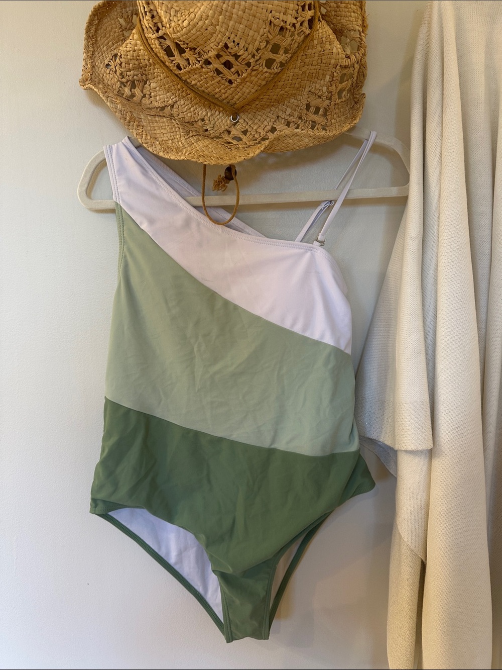 Girls' One-Shoulder Colorblock One-Piece Swimsuit in White and Green